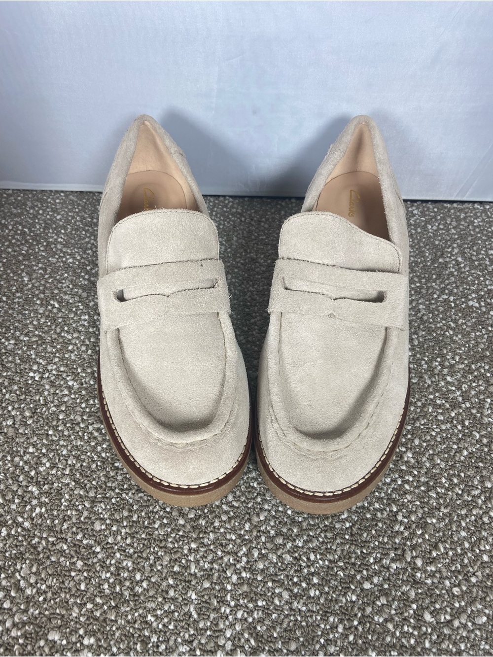 Clarks Suede Penny Loafers in Light Beige Women’s Eden Style Casual Dress Shoes.